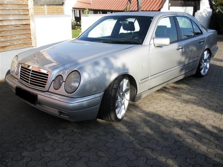 Mercedes Benz W210 300 TurboD  (TOTALSKADET) billede 6