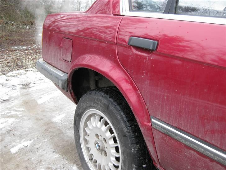 BMW 320i e30 solgt billede 3