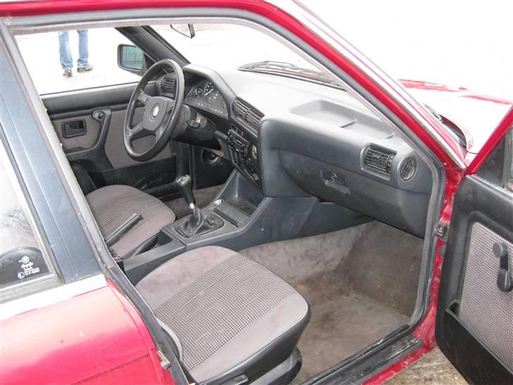 BMW 320i e30 solgt billede 6
