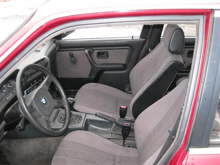 BMW 320i e30 solgt billede 13