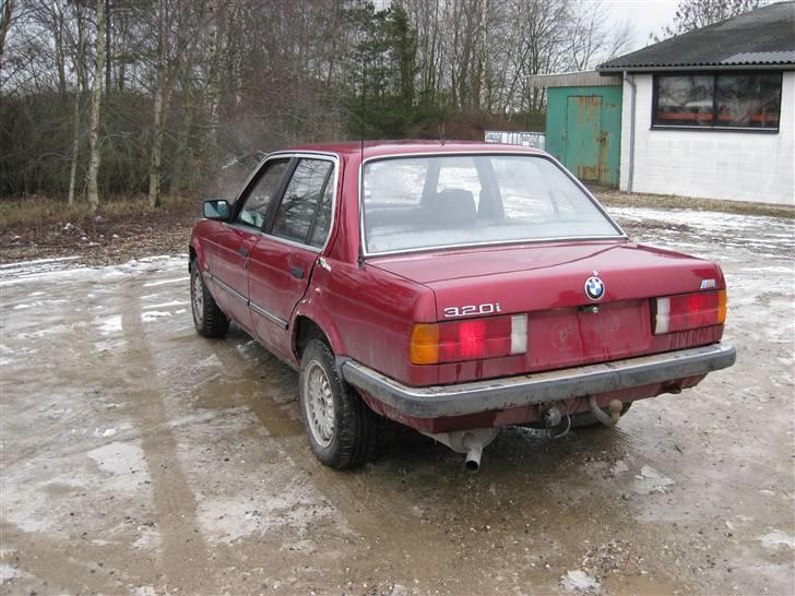 BMW 320i e30 solgt billede 15