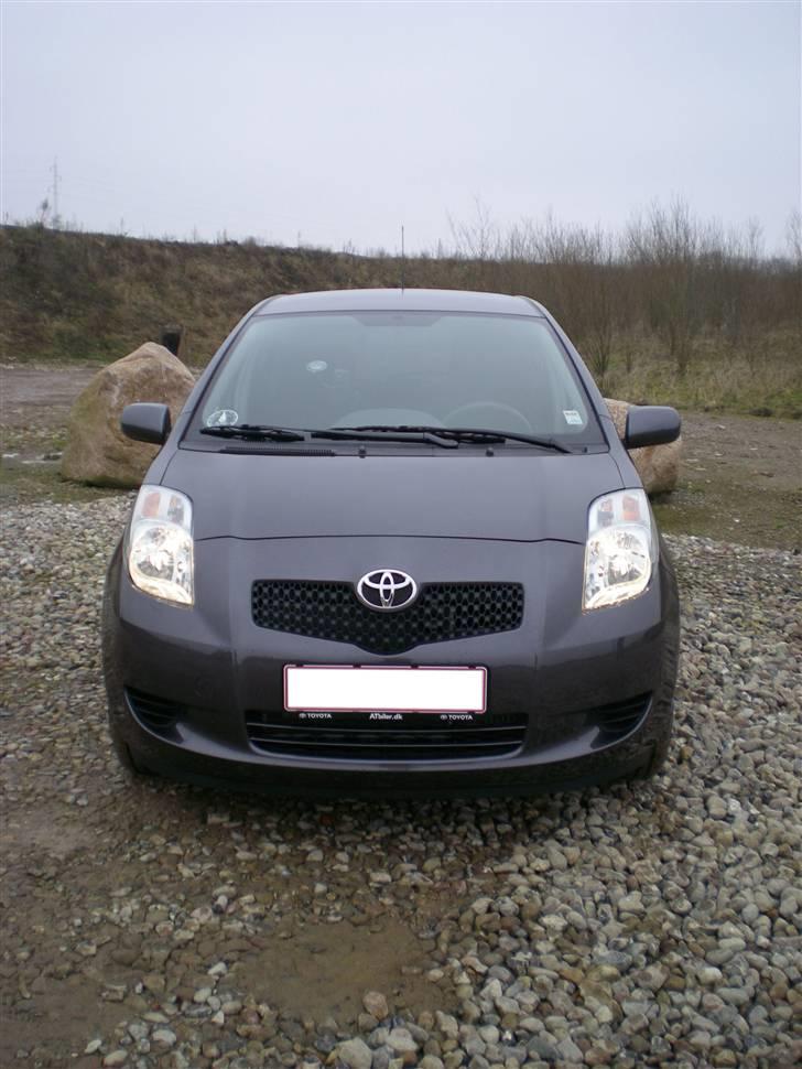 Toyota Yaris *SOLGT* billede 8