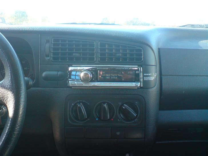 VW Golf III - Kabinen - Min fede ////Alpine CDA-9855R HU ;D billede 19