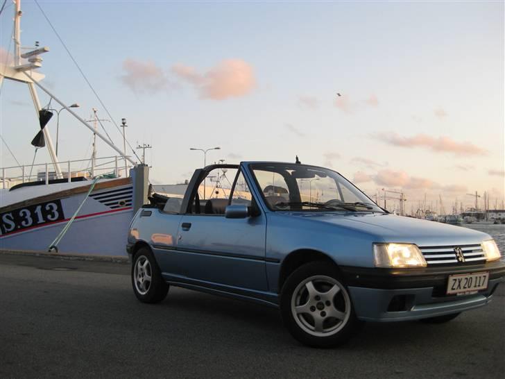 Peugeot 205 cabriolet billede 2