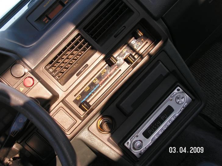 Mazda 323 LX SOLGT billede 7