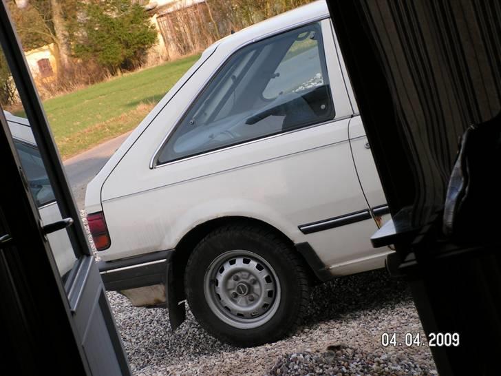Mazda 323 LX SOLGT billede 8