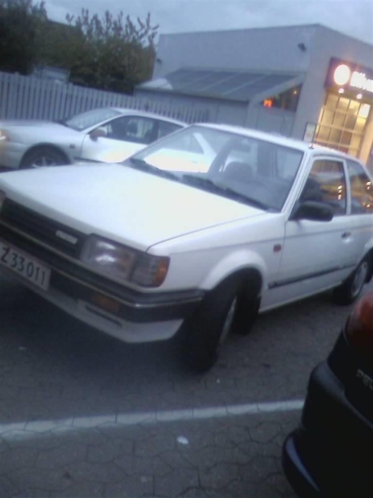 Mazda 323 LX SOLGT billede 9