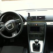 Audi A4 2.0T quattro SOLGT