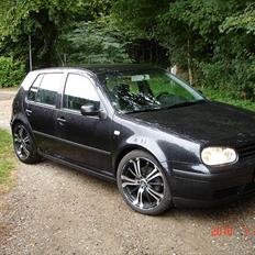 VW Golf 4 *SOLGT*