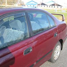 Toyota carina e model