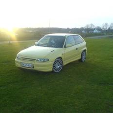 Opel Astra 1,6i 16V (Byttet)
