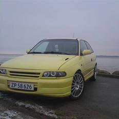 Opel Astra 1,6i 16V (Byttet)
