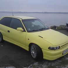 Opel Astra 1,6i 16V (Byttet)