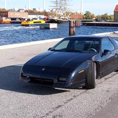 Pontiac Fiero GT