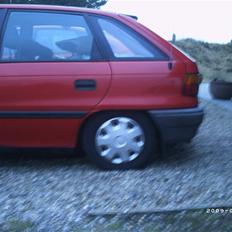 Opel Astra 1,6i  solgt