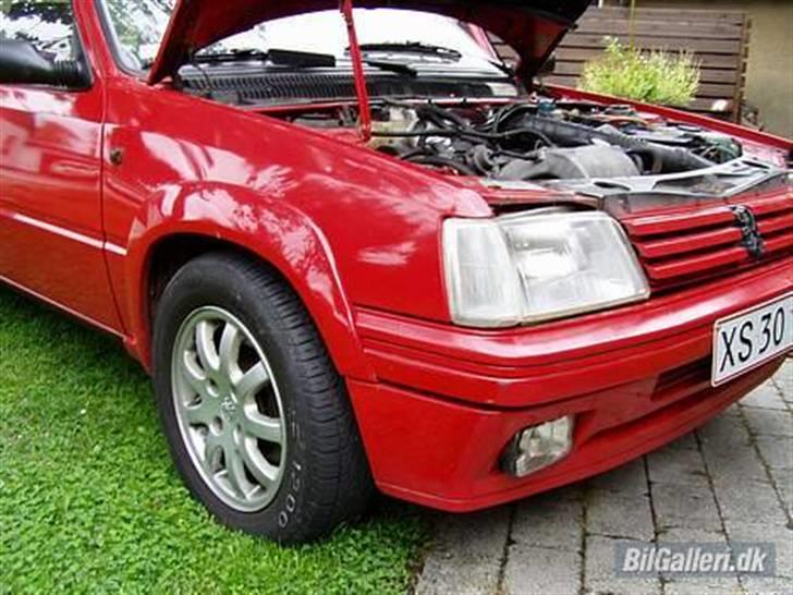 Peugeot 205 1.9 gti billede 2