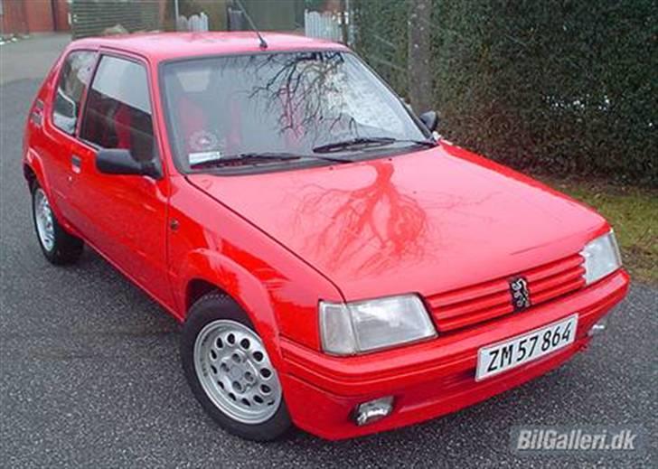 Peugeot 205 1.9 gti billede 5