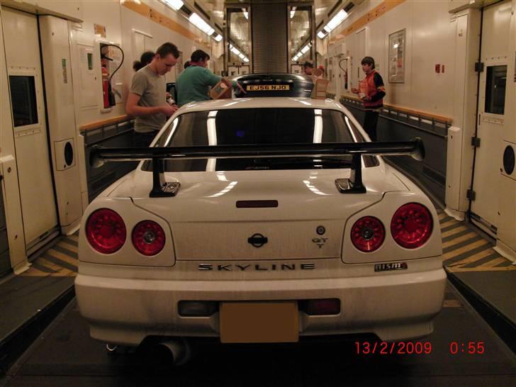 Nissan Skyline R34 GT-T *RIP* - På vej hjem med dytten. Her "køre" vi i EuroTunnel. billede 6