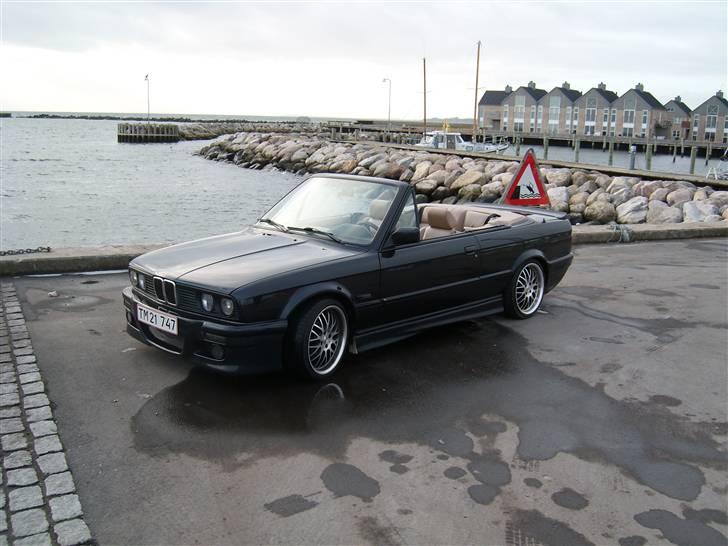 BMW E30 320 Cabrio - SOLGT billede 7