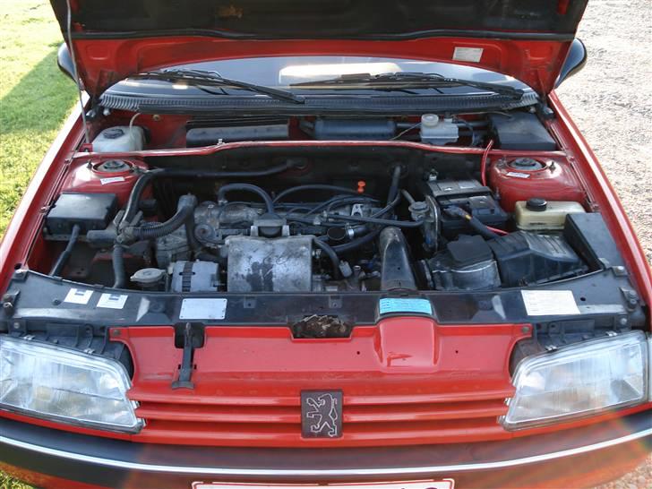 Peugeot 405 SRI  "Skrottet" billede 15