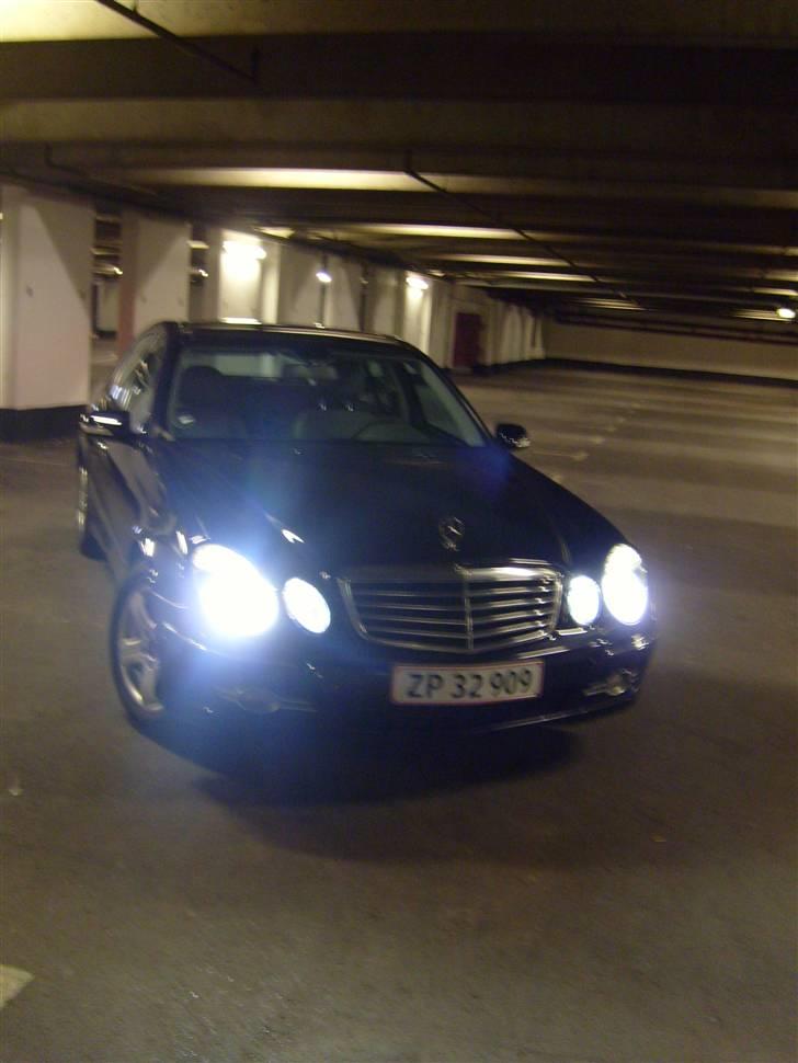 Mercedes Benz E 320 CDI **solgt** billede 2