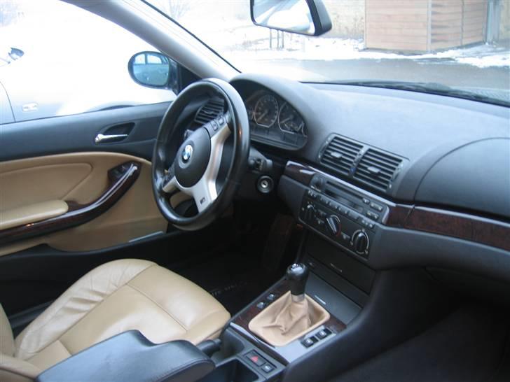 BMW 330 coupe SOLGT billede 8