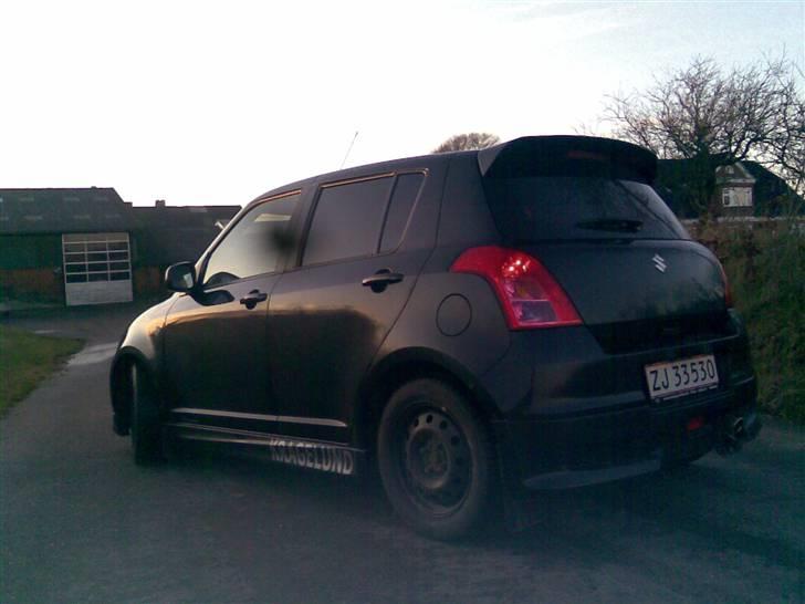 Suzuki Swift 1,3 DDIS billede 4