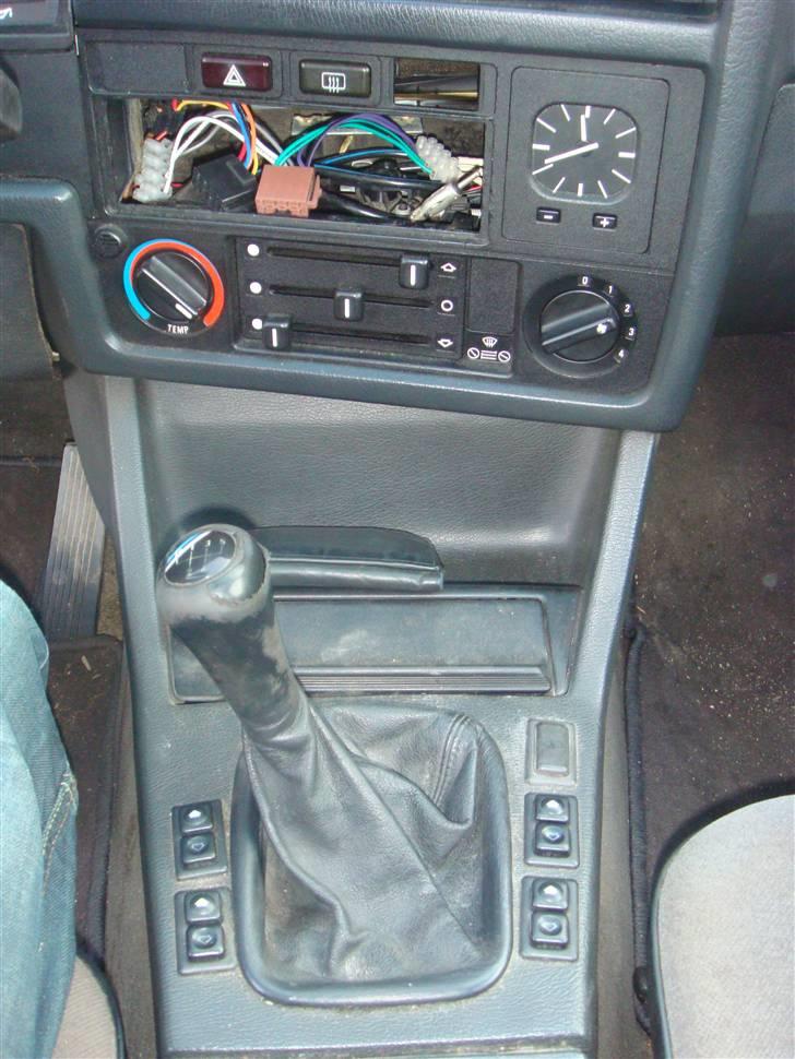 BMW E30 320/325i (solgt) billede 6