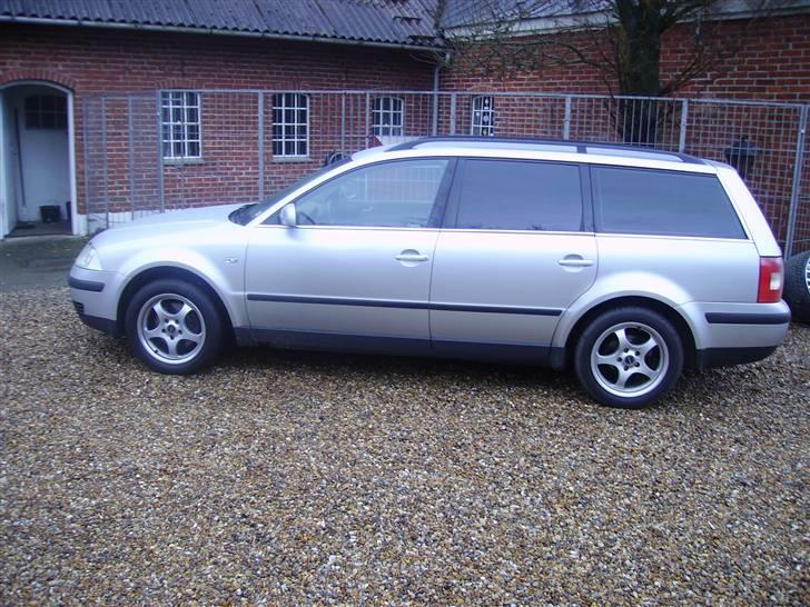 VW PASSAT 3BG TDI "solgt" - Da jeg fik den..laderlig høj ;-( billede 5