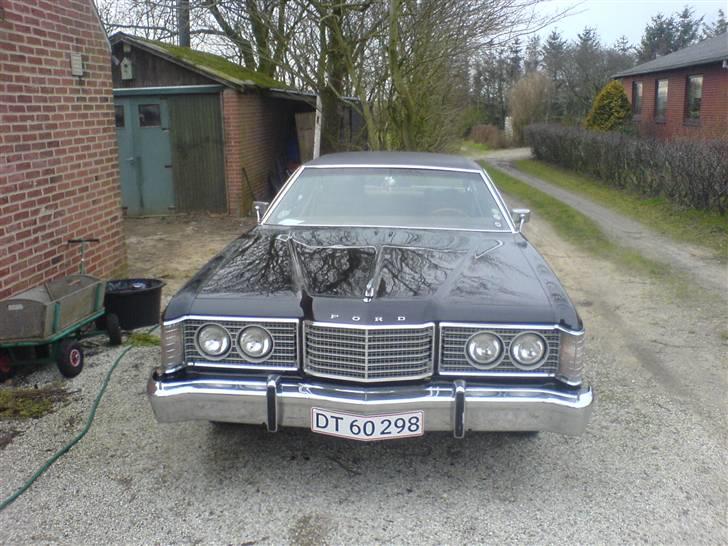 Ford LTD BROUGHAM - er den front bare fed eller hvad billede 5