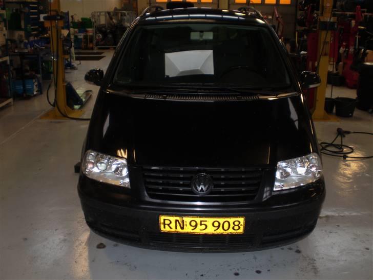 VW sharan 1,9 tdi  SOLGT. billede 3