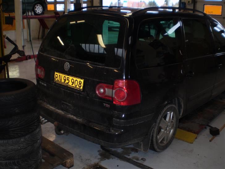VW sharan 1,9 tdi  SOLGT. billede 4
