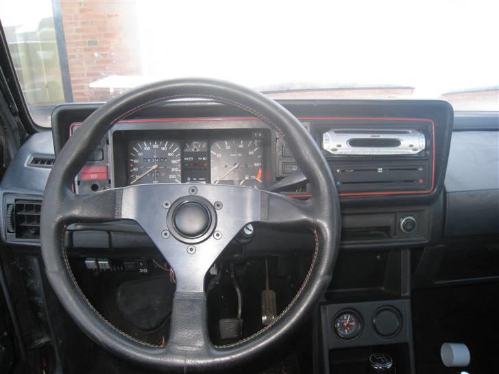 VW golf 1 1,8 gti 16v SOLGT - momo læder rat billede 8