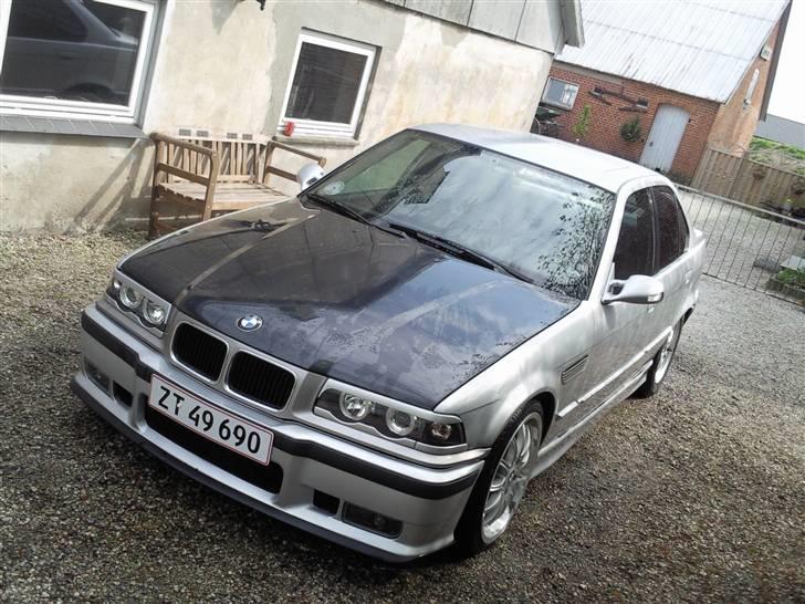 BMW 325i Solgt billede 1