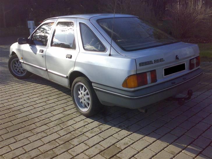 Ford Sierra 2,3GL. V6..(SOLGT) - Lidt pænere fælge billede 11