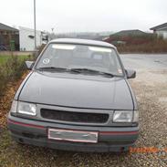 Opel Corsa *SOLGT*