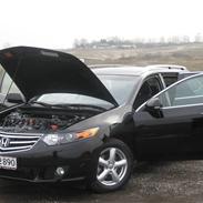 Honda Accord 2,0i-VTEC Elegance