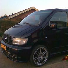 Mercedes Benz Vito V230