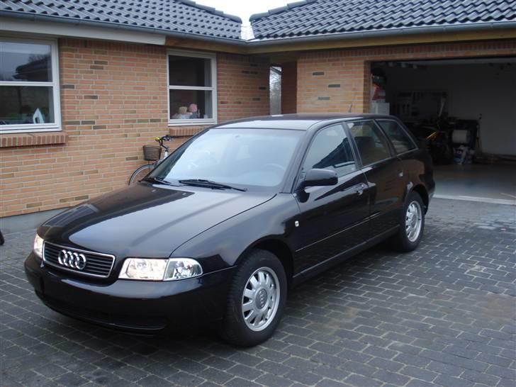 Audi A4 Avant 1,8  billede 1