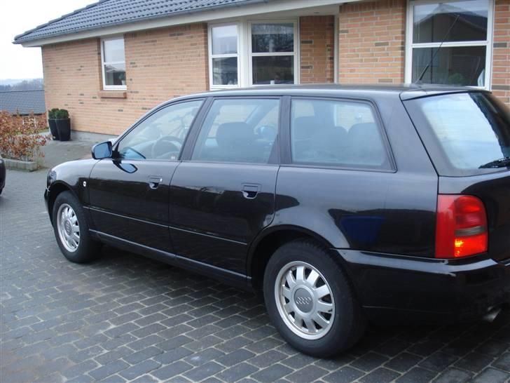 Audi A4 Avant 1,8  billede 2