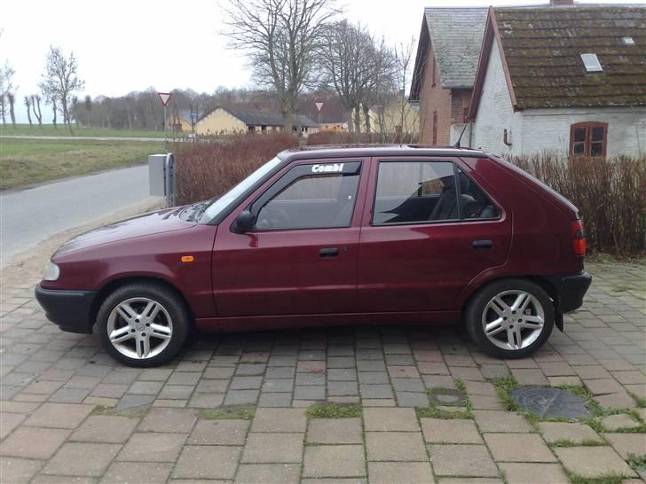 Skoda Felicia 1,3 lx SOLGT billede 1