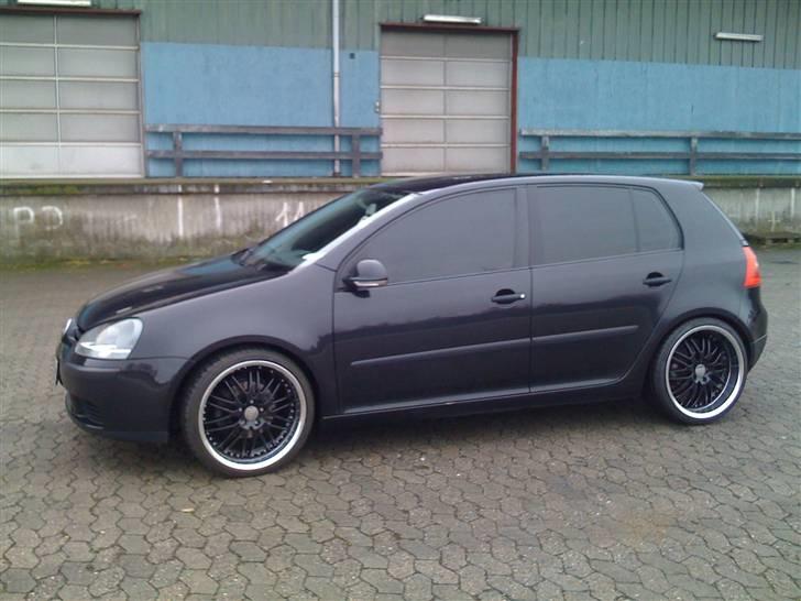 VW  Golf 5 1,6 FSI Sport 6G billede 1