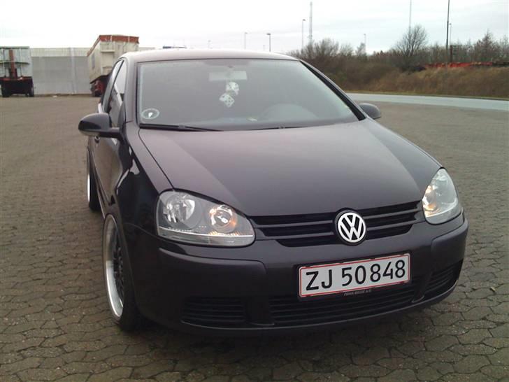 VW  Golf 5 1,6 FSI Sport 6G billede 3