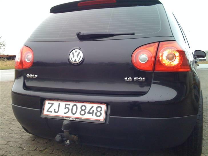 VW  Golf 5 1,6 FSI Sport 6G billede 5