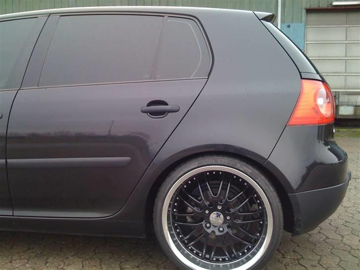 VW  Golf 5 1,6 FSI Sport 6G billede 10