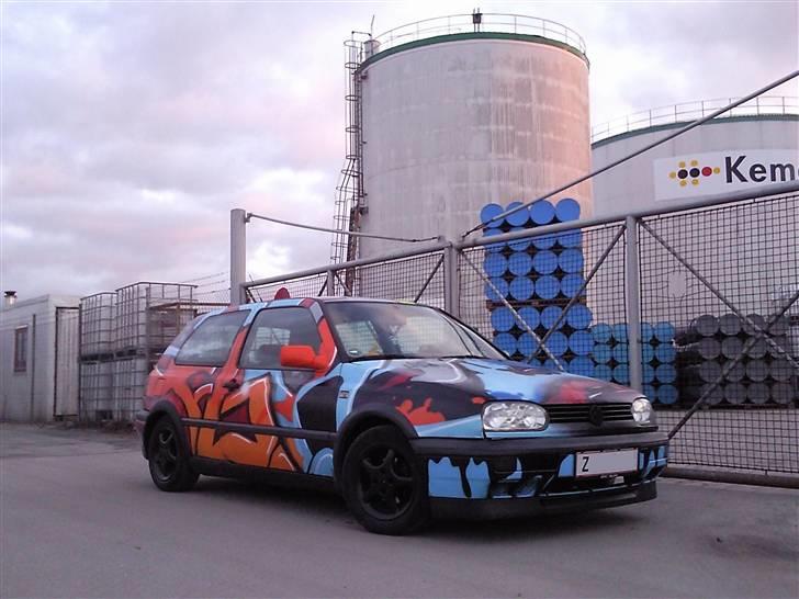 VW Golf 3 - GRAFFiTi - SOLGT billede 2