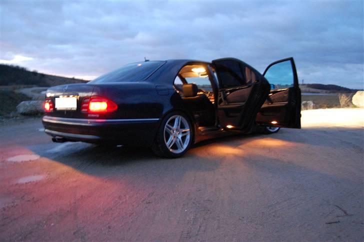 Mercedes Benz E50 AMG - Designo billede 10