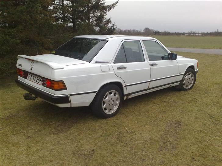 Mercedes Benz 190 (Solgt) billede 3