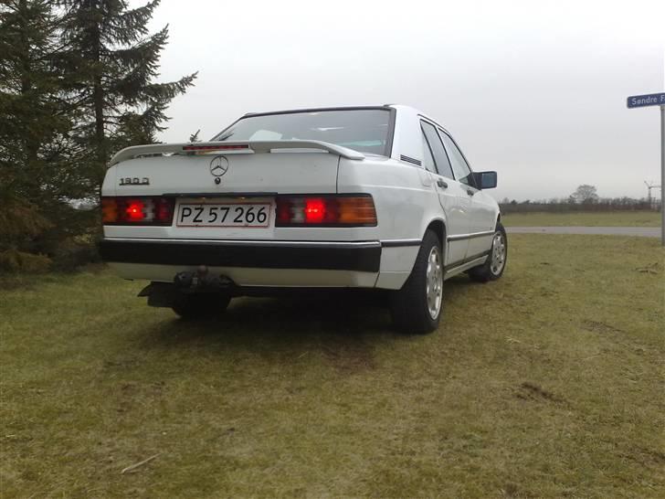 Mercedes Benz 190 (Solgt) billede 7