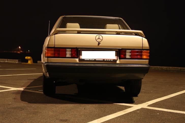 Mercedes Benz 190 billede 8